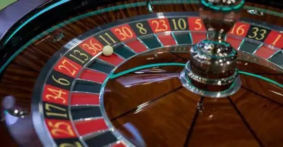 Classic Slots ဂိမ်း ရိုးရာ သုံးကြိတ် Slots
